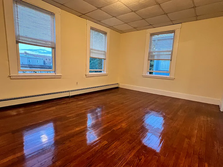 138 Hampshire St #3 — Photo 7