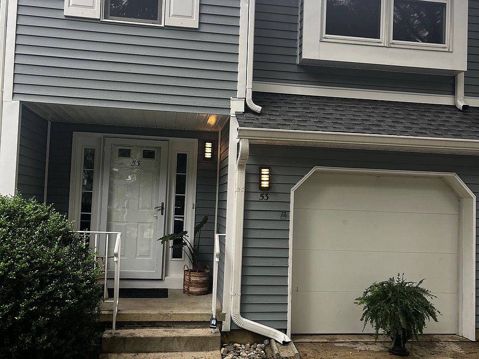 1st image of 53 Essex Dr