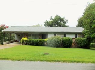 301 Valley View Ave, Harrison, AR 72601