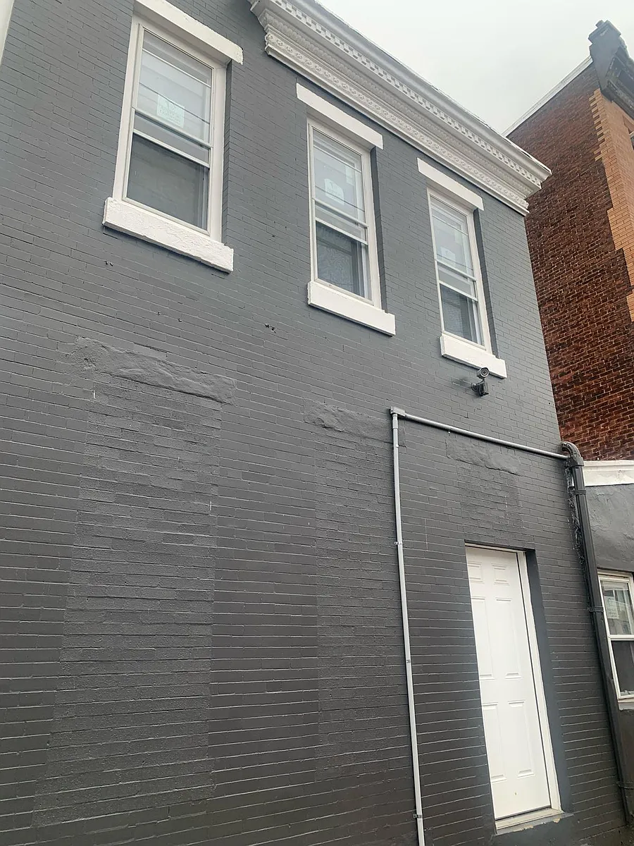 Building Photo - 1770 N Mascher St #1