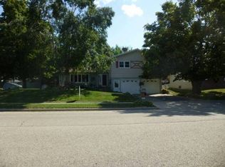 703 Pioneer Ave, Waupun, WI 53963