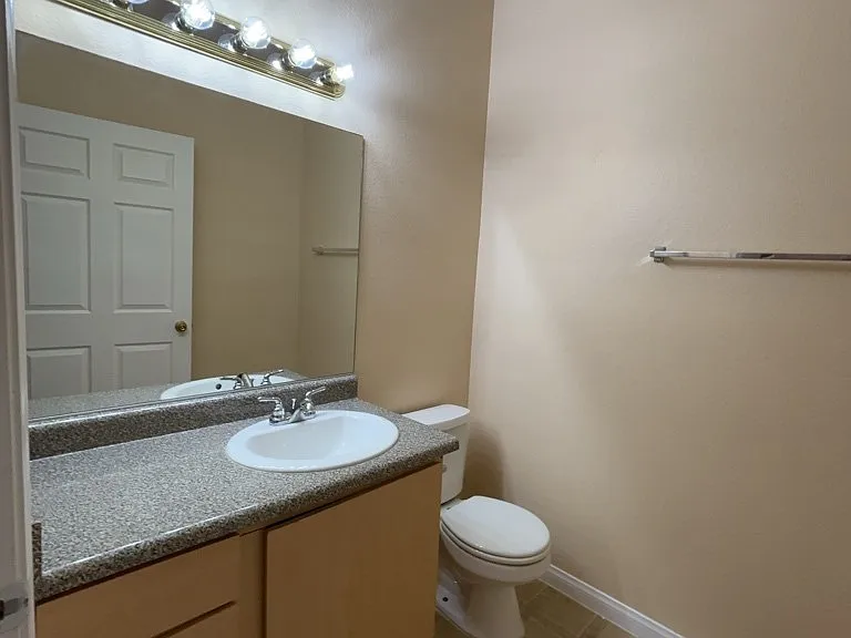 4915 E Russell Rd #145 — Photo 5