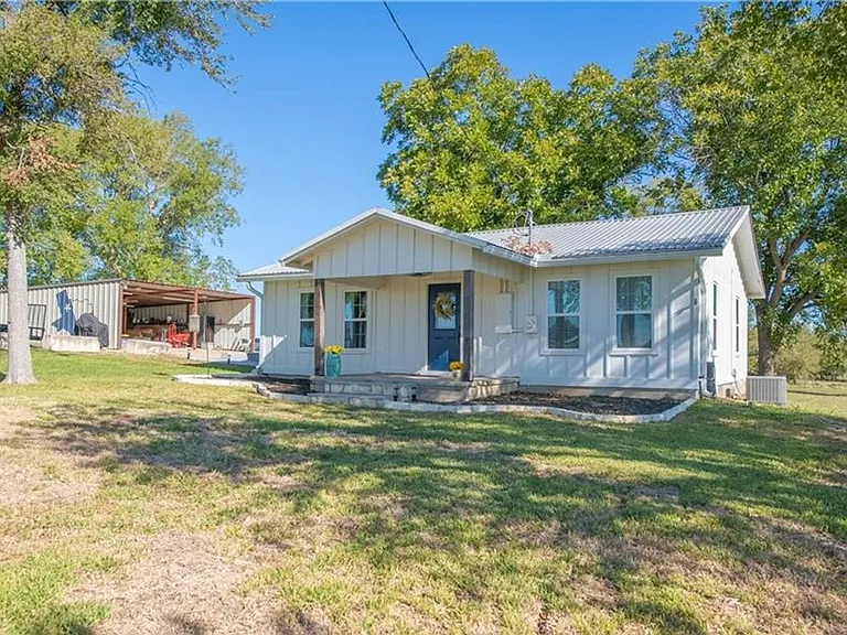 12802 County Line Rd — Photo 3