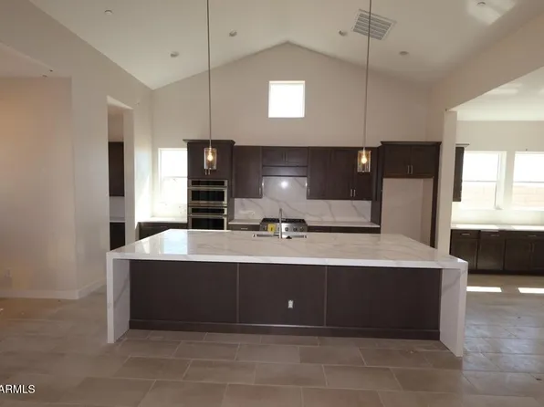 21650 W ALEGRE Drive, Buckeye, AZ 85396