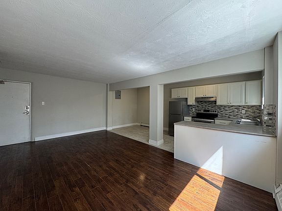 5th image of 206 Queen St #12