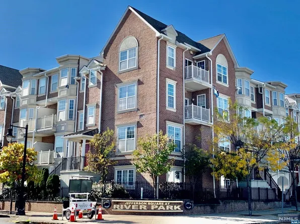 200 Dey St Unit 223, Harrison, NJ 07029