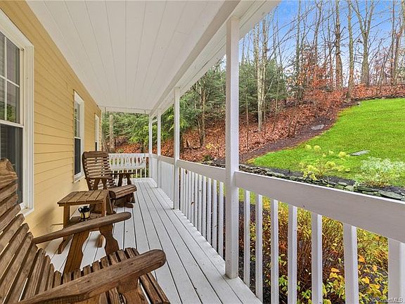 3rd image of 37 Millstone Dr