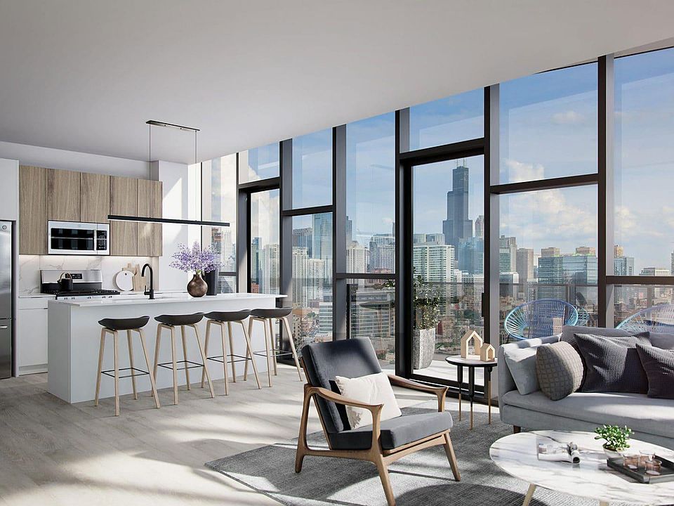 1st image of 544 N Milwaukee Ave #506