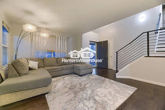 2947 S Lisbon Way — Photo 32