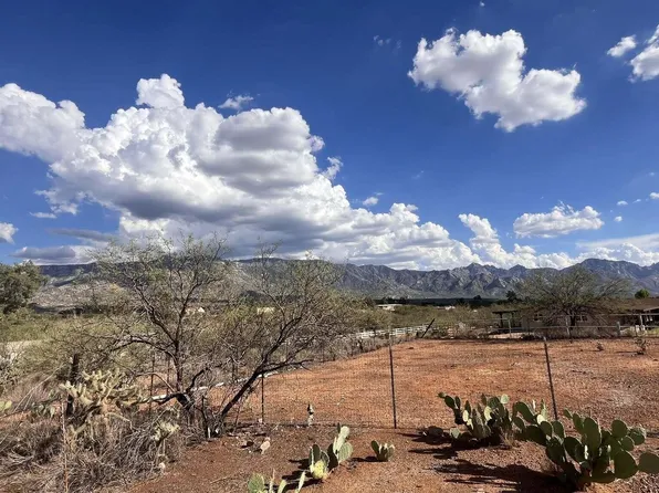 16531 N Columbus Blvd, Tucson, AZ 85739