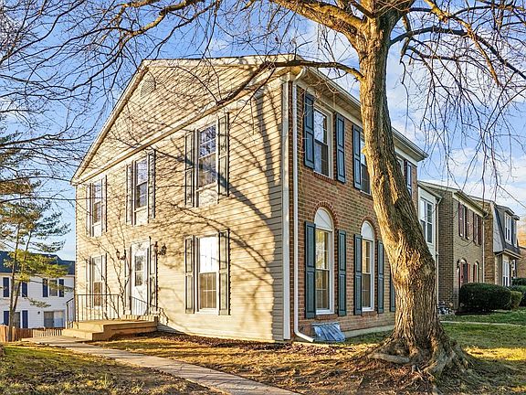 2nd image of 3167 Arrowhead Ct