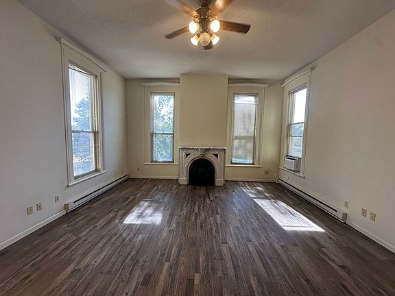 4th image of 226 N 14th St #1400