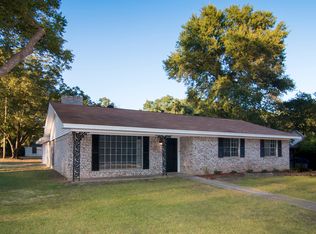 307 Magnolia Ln, Longview, TX 75605