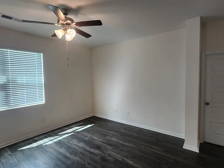 100 Alton Tucker Sr Blvd — Photo 21