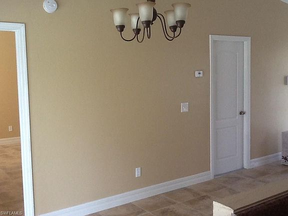 5th image of 1217 Wells Ave