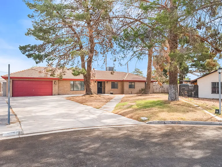 2108 Reynolds Ave — Photo 40