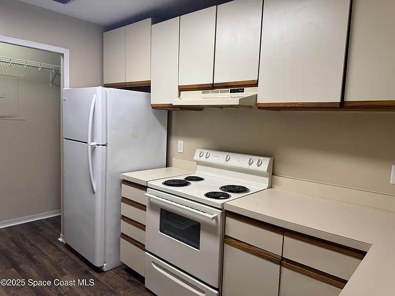 7667 N Wickham Rd #1515 — Photo 14