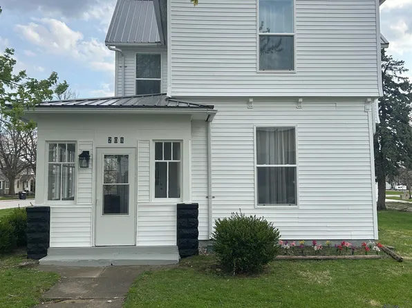 208 E 6th St, Fowler, IN 47944