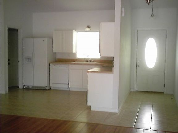 kitchen and Entry