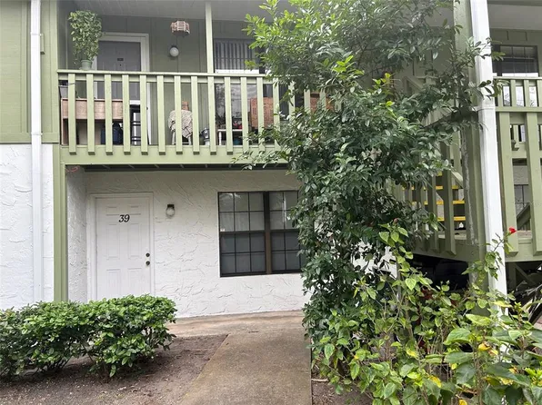 840 Center Ave APT 40, Holly Hill, FL 32117