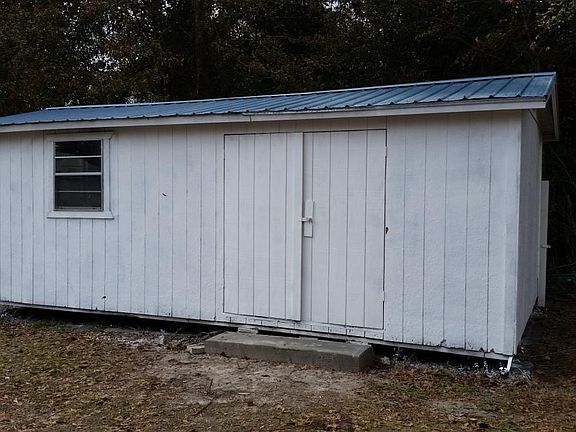 3rd image of 4225 Hillsdale Dr