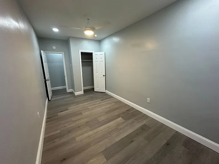 6236 Hasbrook Ave #3 — Photo 7