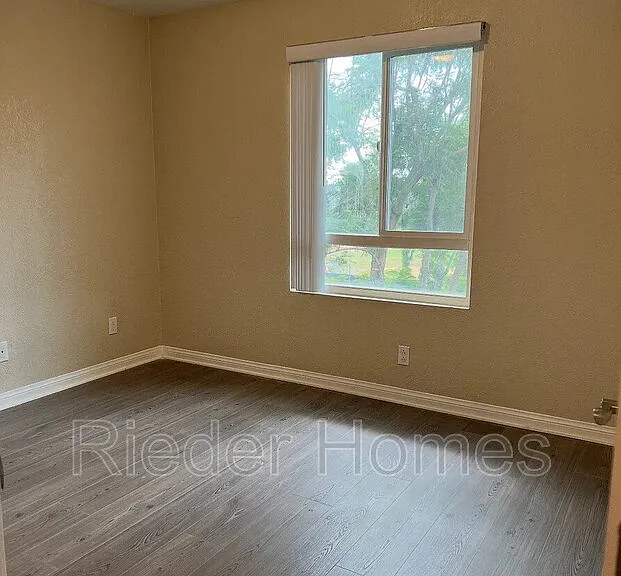 5252 Orange Ave #127 — Photo 5