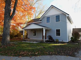 202 Oak St, Linden, MI