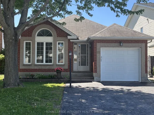 161 Longshire Cir, Ottawa, ON K2J 4L2