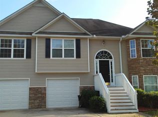 360 Sapphire Bnd, Riverdale, GA 30296