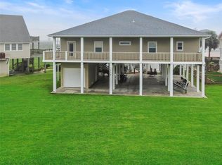 1235 Boyt Rd, Pt Bolivar, TX 77650