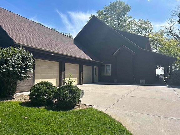 2nd image of 104 Quail Run