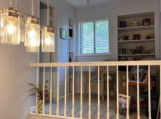 24 Ledgebrook Dr #24, Norwalk, CT 06854