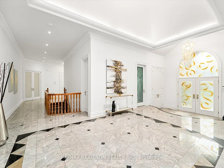 48 Arnold Ave — Photo 5