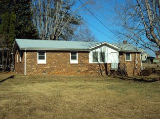322 Lagoon Dr, McMinnville, TN 37110