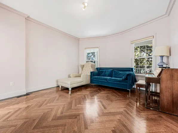 32-15 Murray Lane image 10 of 28