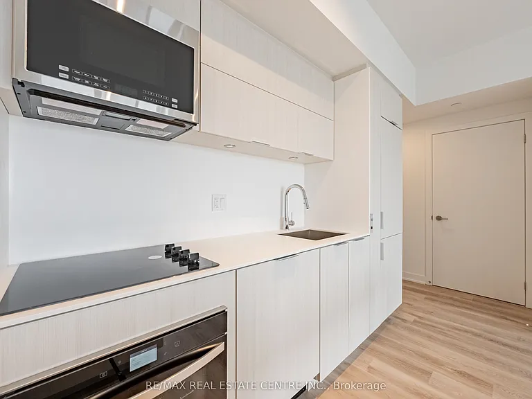 370 Martha St #2107 — Photo 13
