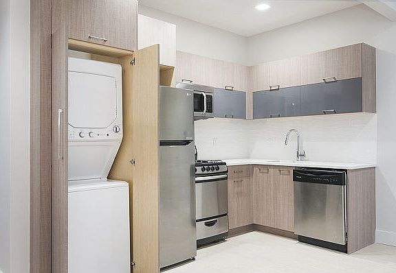 2nd image of 273 W 138th St #E4