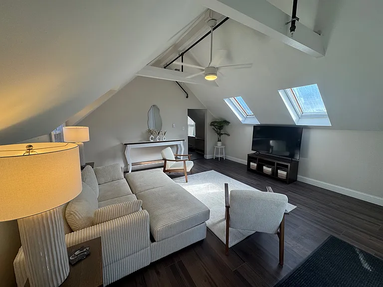 74 Graham St #3 — Photo 3