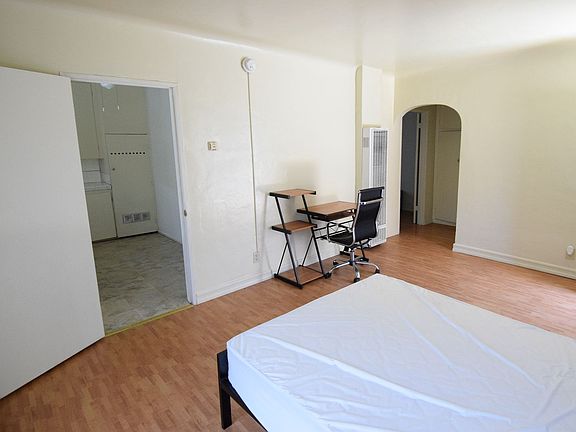 2nd image of 807 W 30th St #813-1/2