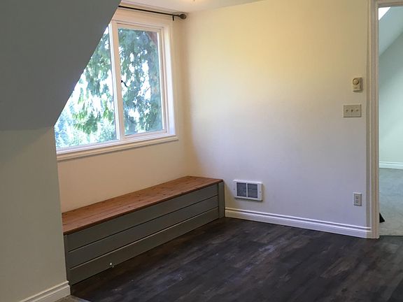 5th image of 25930 NE 80th St