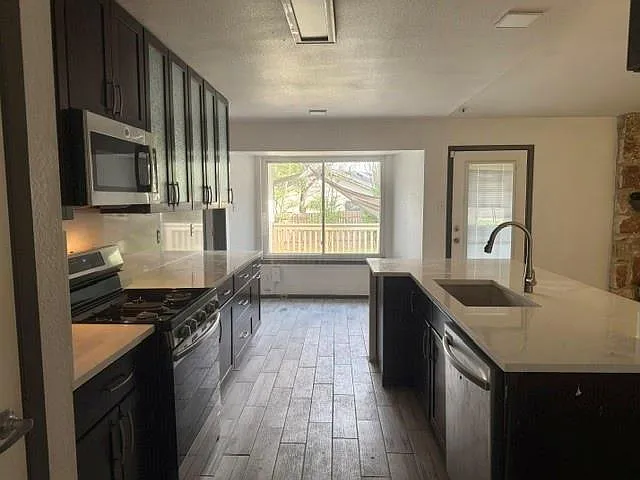 12014 Wycliff Ln — Photo 14