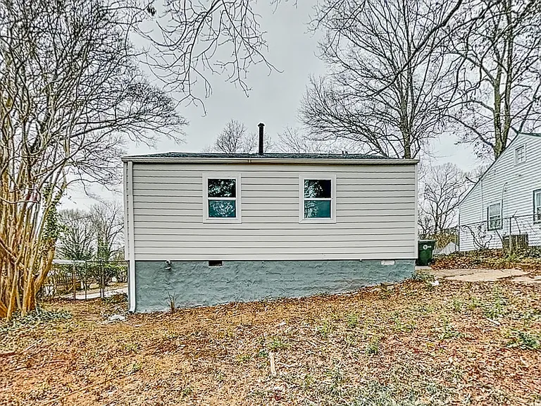 1958 Maywood Pl NW — Photo 15