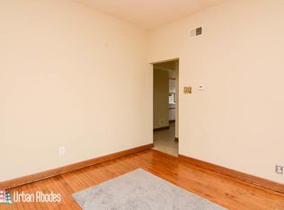 1115 W Patterson Ave #2, Chicago, IL 60613