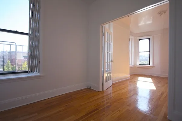 Rented by Citi Habitats | media 31