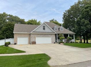 1030 Cortland Ct, Rochester, IN 46975