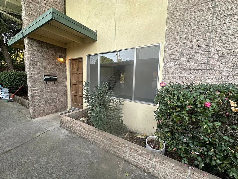 3236 - Khoury and Daoudi Brothers LLC — Photo 31
