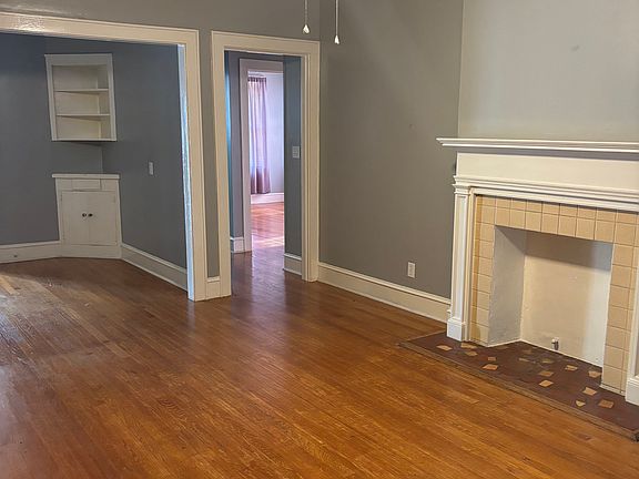 2nd image of 3417 Fairfield Ave #3417