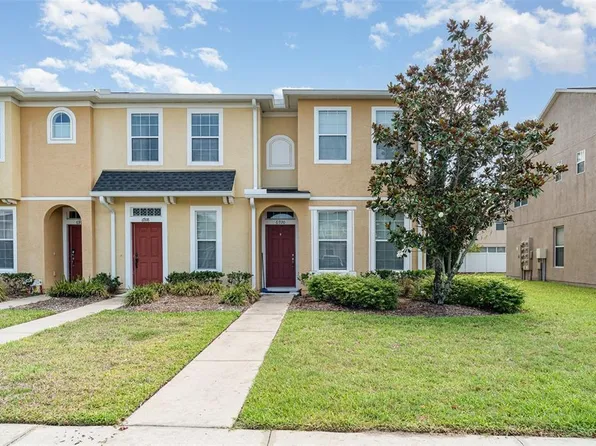 6920 Towering Spruce Dr, Riverview, FL 33578