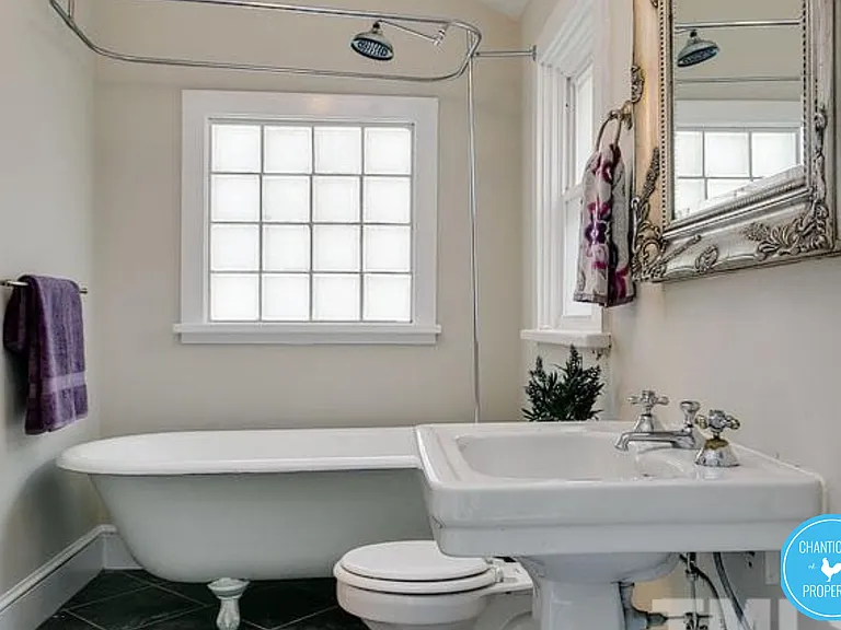 1016 Hale St — Photo 17